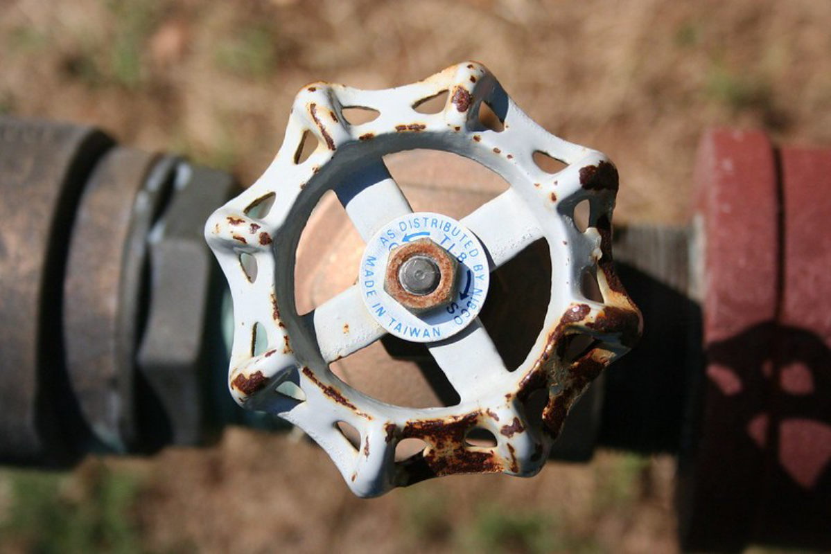 Нам твердят, что нужно постоянно делать выбор между профессиональным и личностным ростом | Сетка — социальная сеть от hh.ru