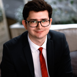 Дмитрий Лазута