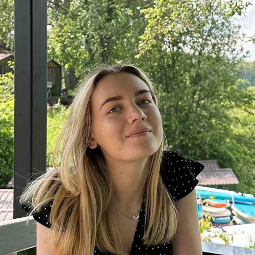 Алена Шувалова