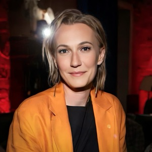 Алена Жамоздик