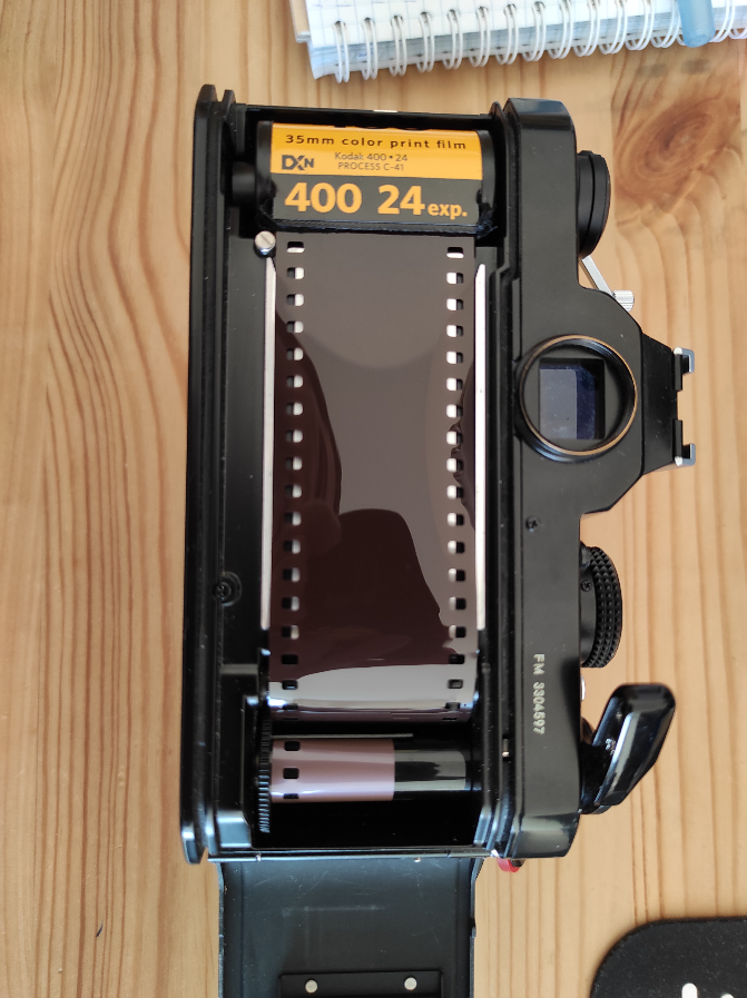 Тот случай, когда к моменту получения кадров успеваешь забыть, что снимал :)
Люблю всë-таки механику. Все эти крутилочки, рычажочки, фокусировку по клиньям Додена, и особенно - звук затвора | Сетка — социальная сеть от hh.ru