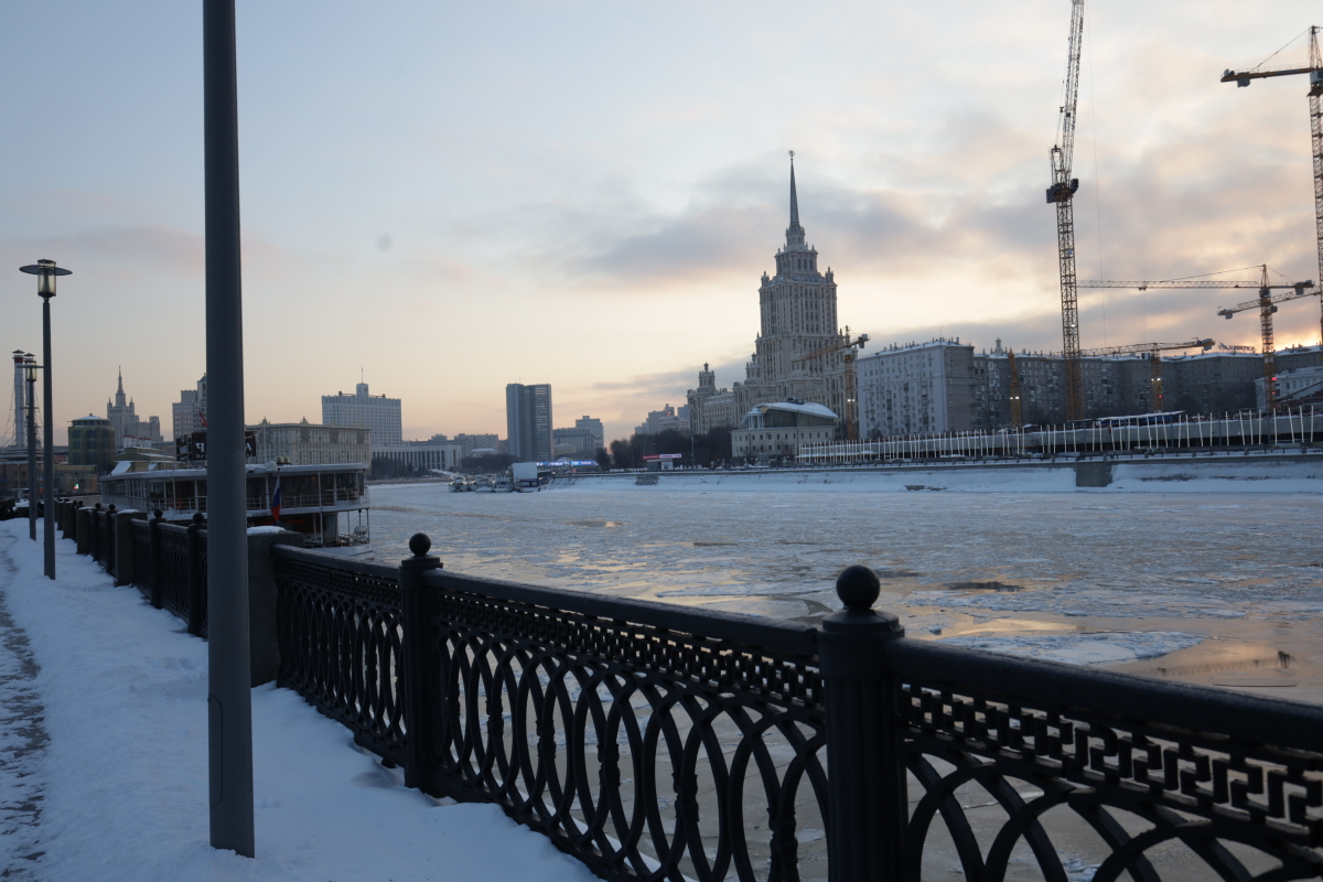 Утро. Мск
Мощь большого города | Сетка — социальная сеть от hh.ru