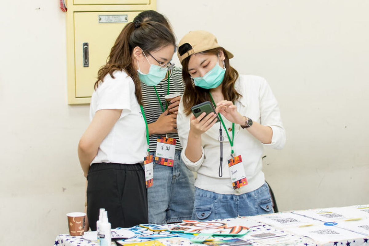 Пожалуйста, чат-бот! ИИ меняет взаимоотношения людей | Сетка — социальная сеть от hh.ru