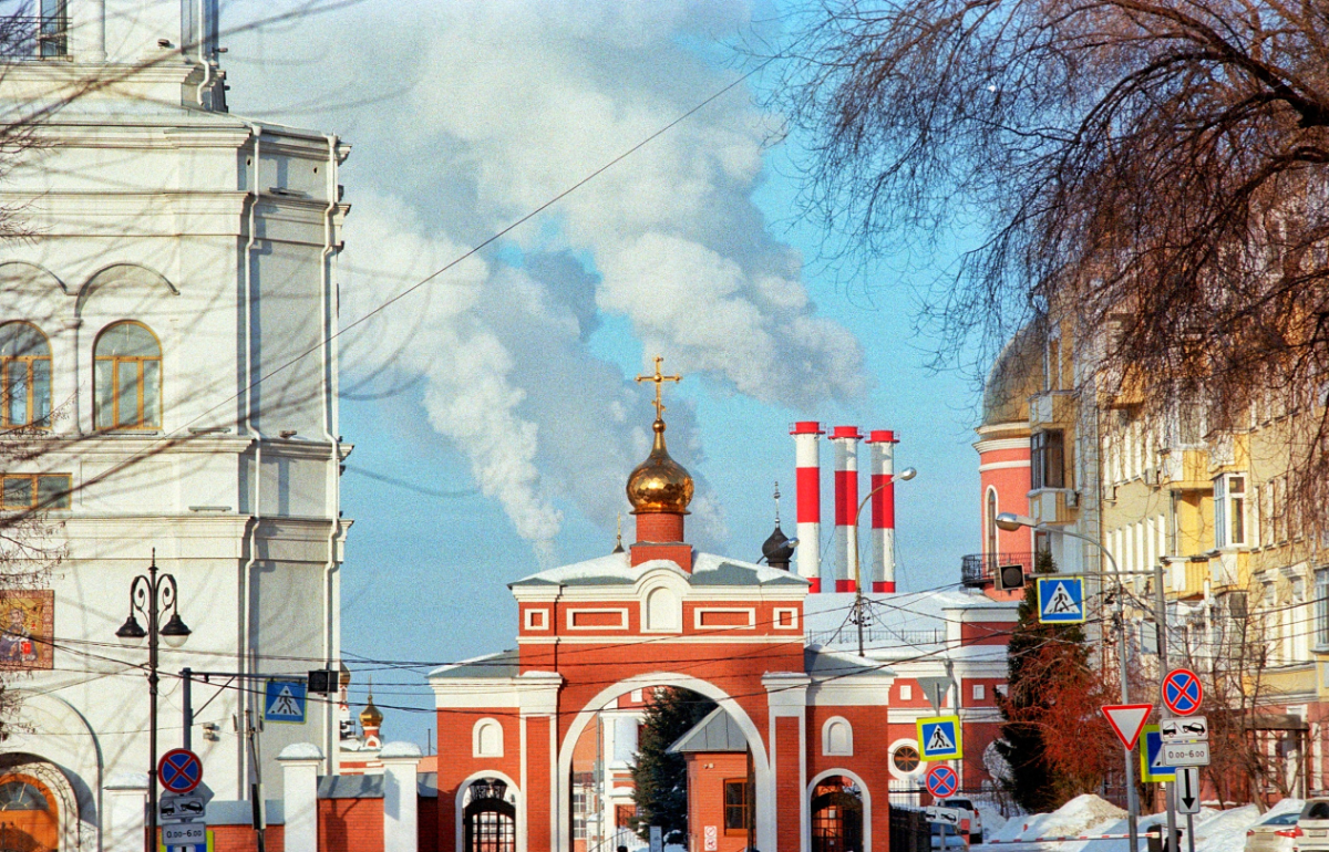 Плёнка проявлена и отсканирова, результат радует)
Kodak ultramax 400 + Юпитер 37а | Сетка — социальная сеть от hh.ru