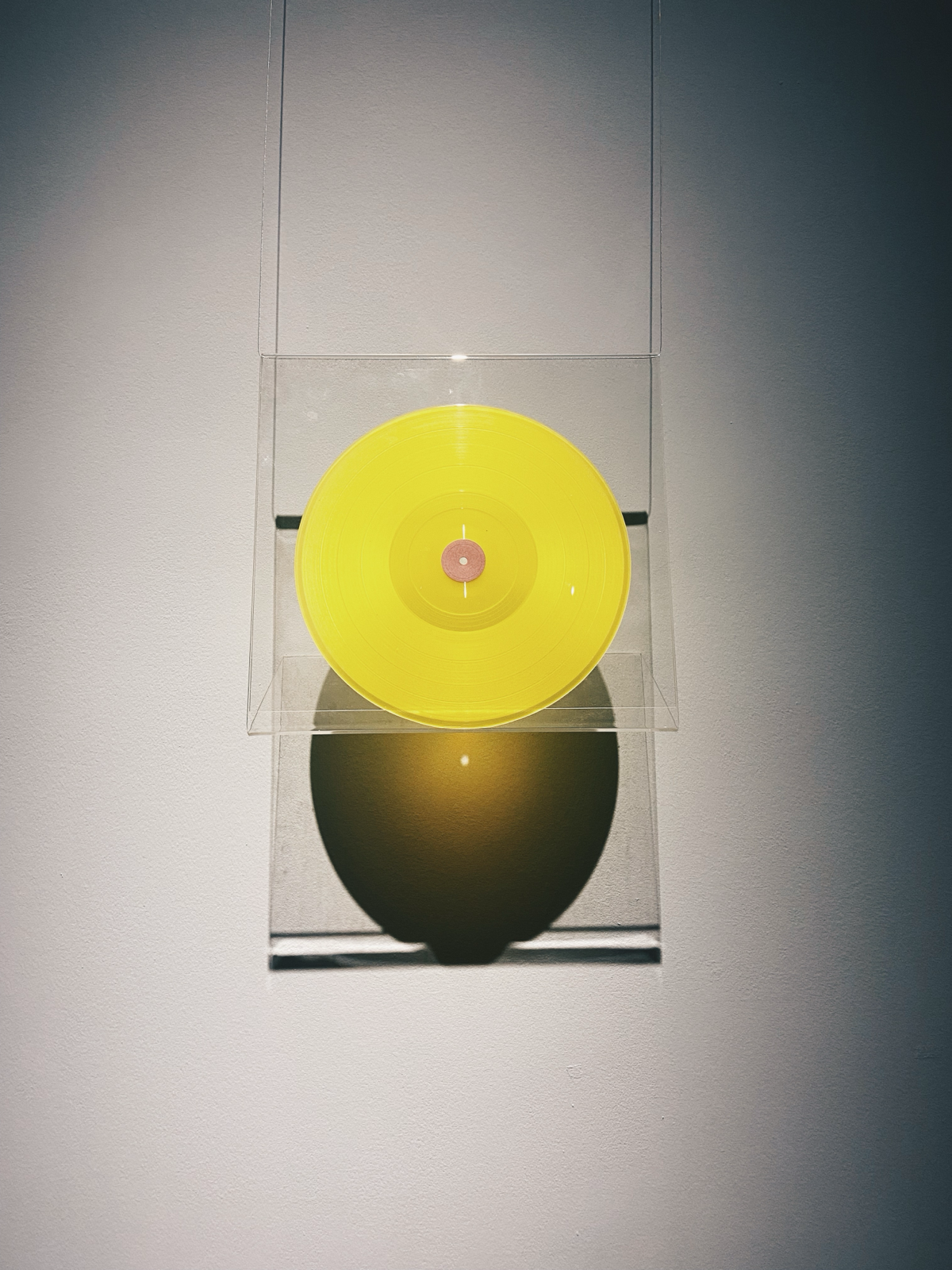 Ребят, совсем недавно я впервые оказалась в Музее современного искусства в Белграде. Хочу поделиться впечатлениями | Сетка — социальная сеть от hh.ru