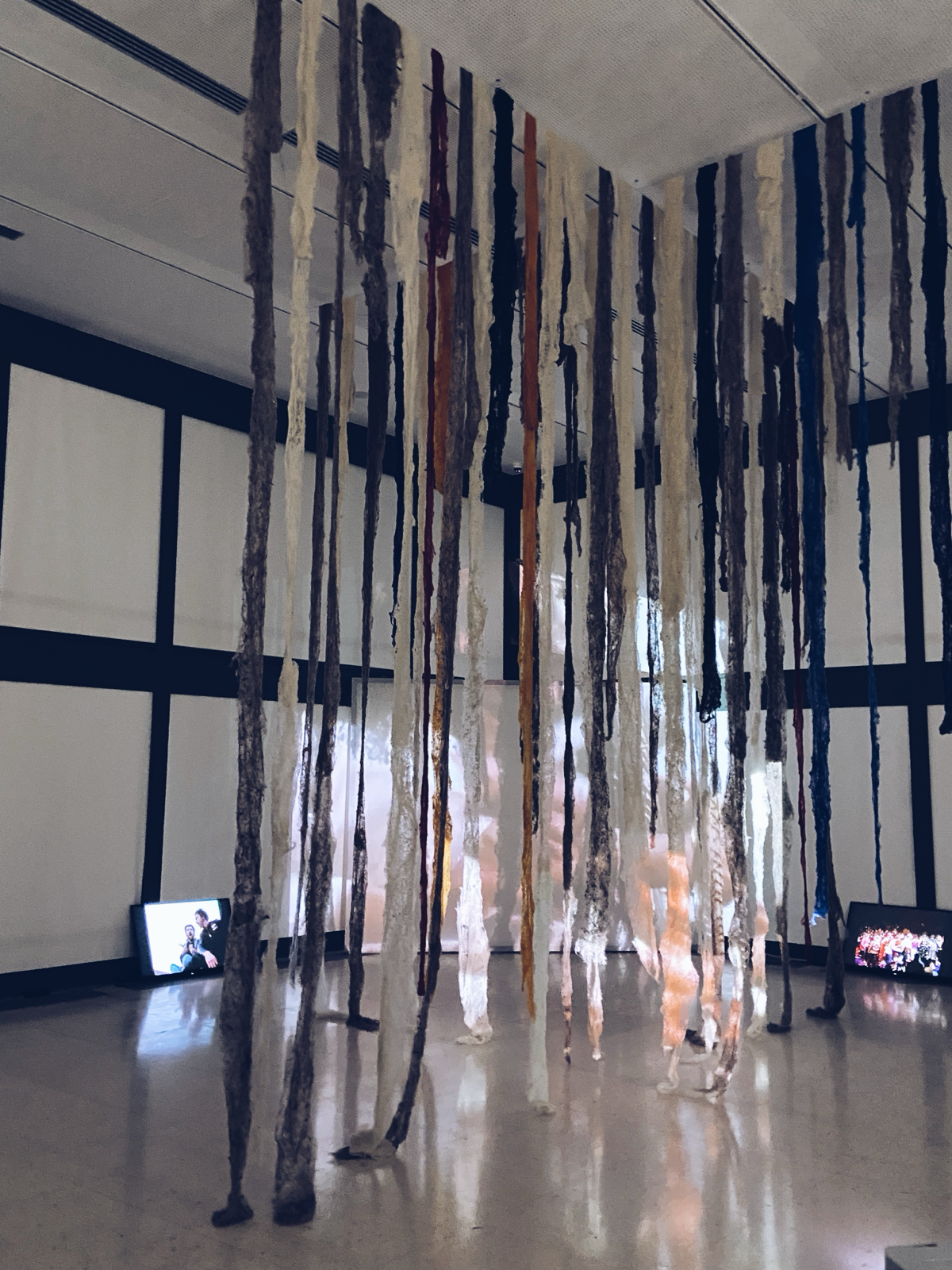 Ребят, совсем недавно я впервые оказалась в Музее современного искусства в Белграде. Хочу поделиться впечатлениями | Сетка — социальная сеть от hh.ru