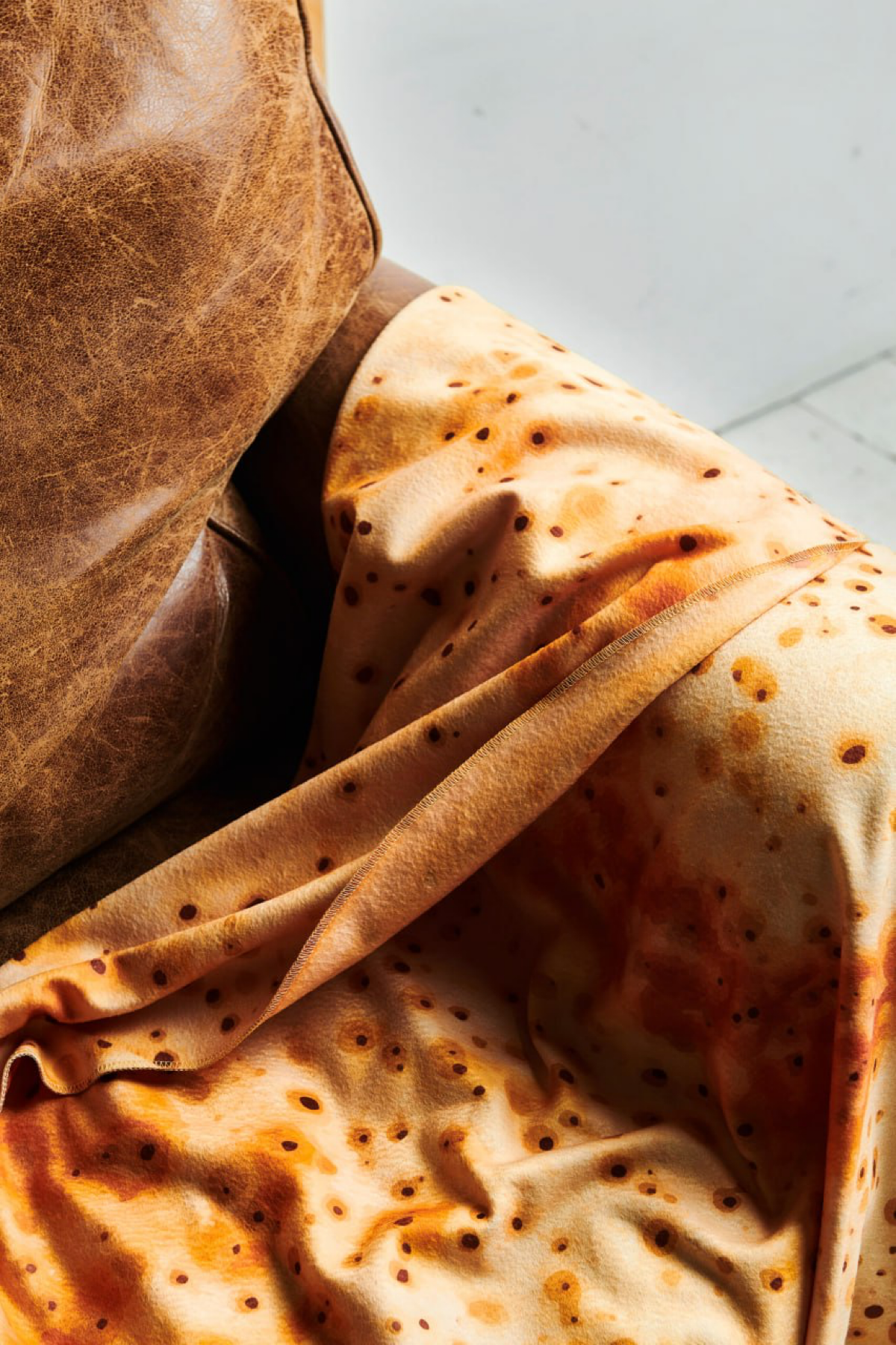 От это блиноплед! Онлайн-доставка Перекрестка выпустила к Масленице собственный дроп блинопледов: его диаметр составляет 1,5 метра, сам принт в точности повторяет изображение тонких блинов)
Пользовате... | Сетка — социальная сеть от hh.ru