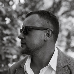 Александр Захаров