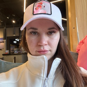 Яна Головченко