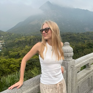 Полина Елистратова