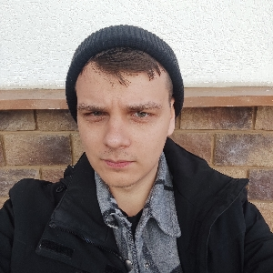 Максим Лисенков