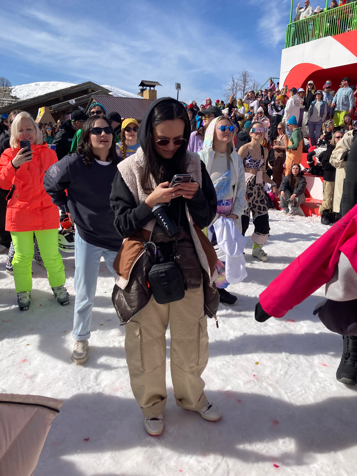 Когда очень хочется послушать BLIZKEY, но у тебя работа 😅
Классный концерт, классный день и work-ride balance | Сетка — социальная сеть от hh.ru
