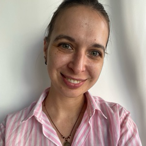 Полина Жуковская