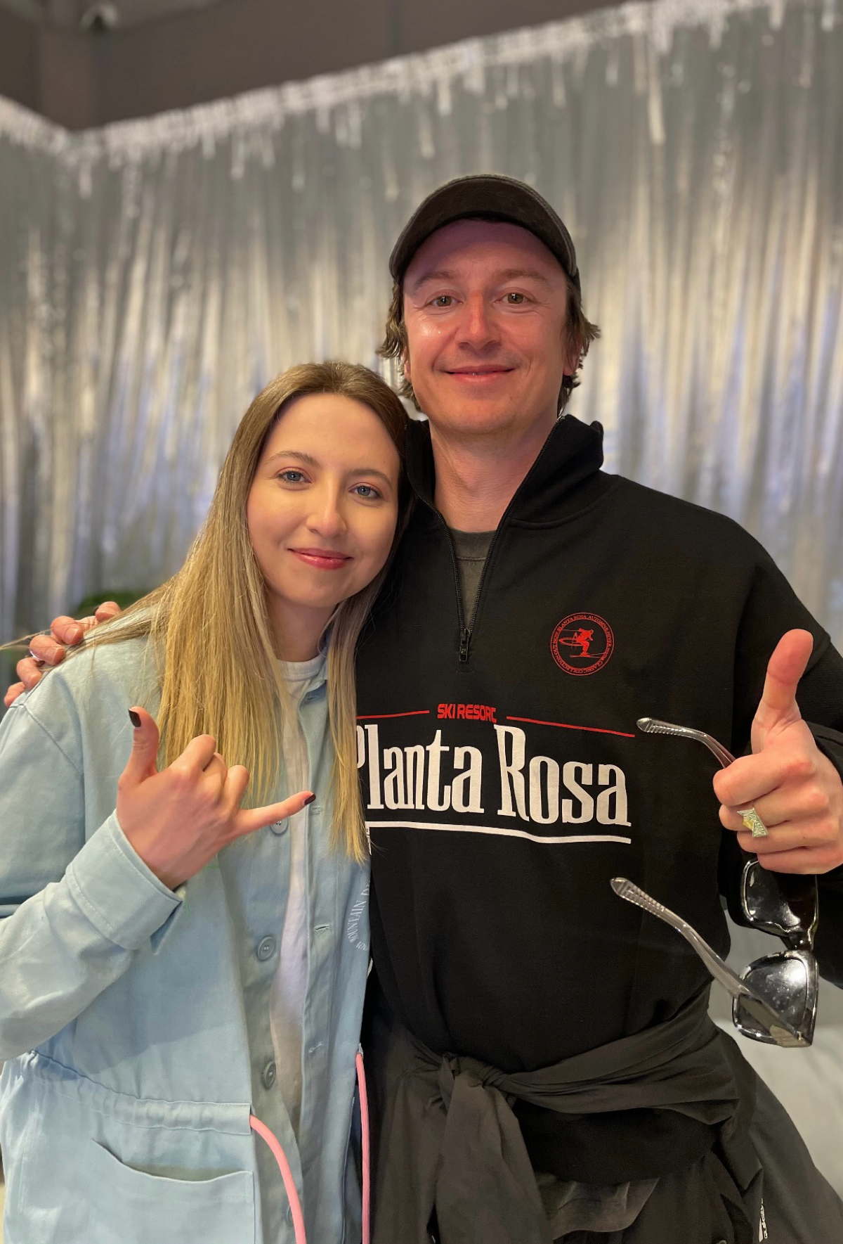 На New Star Camp мы живем свою лучшую жизнь ❤️
Это эпицентр классных, открытых людей! Лютой организации 🔥 Насыщенной программы! Гор, каталки, солнца, концертов, вечеринок, фильмов о спорте, смеха друз... | Сетка — социальная сеть от hh.ru