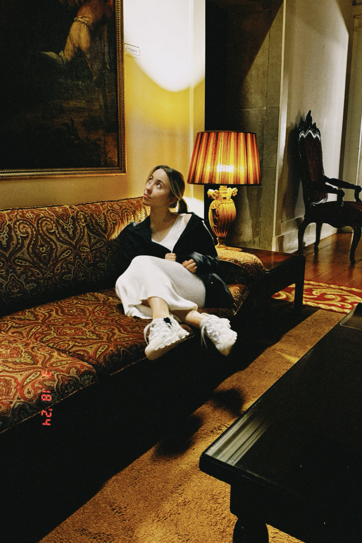 Привет, меня зовут Полина! Я креативный директор, креатор, музыкант и любитель выращивать креативные таланты в тех, кто мечтает попасть в рекламную индустрию | Сетка — социальная сеть от hh.ru