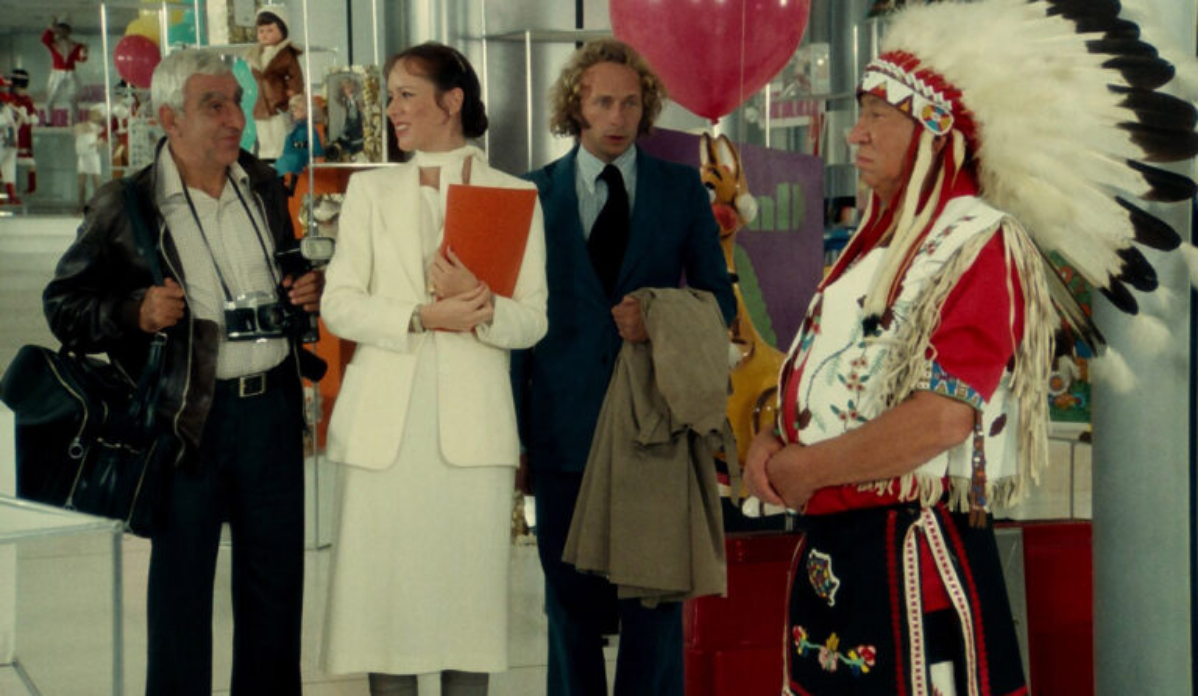 Как социальные условности превращают каждого в актера | Сетка — социальная сеть от hh.ru