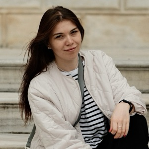 Алина Мартынова