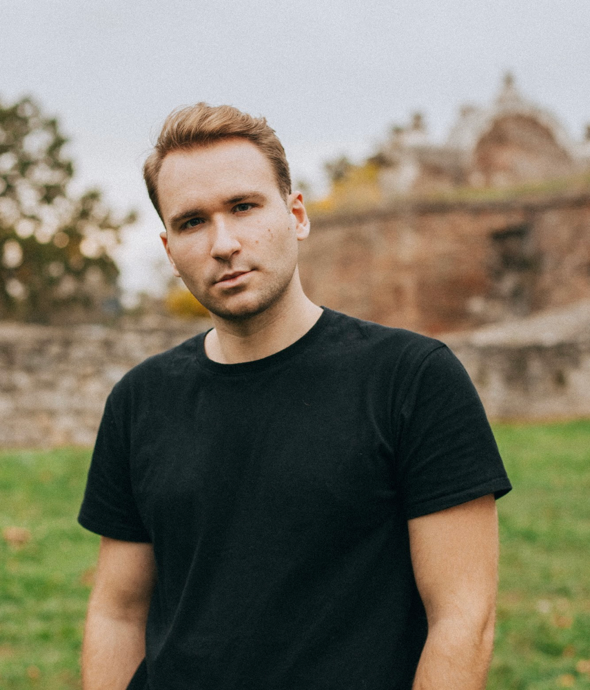 Привет!
Меня зовут Антон и я ищу работу. Последние 5 лет работаю в маркетинге в eCom, FMCG, IT, образовательных проектах | Сетка — социальная сеть от hh.ru