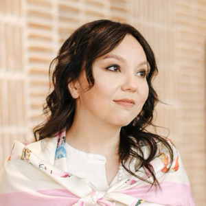 Julia Ivanova | Сетка — социальная сеть от hh.ru