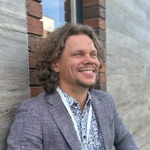 Константин Комлев