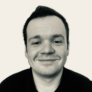 Руслан Ларин