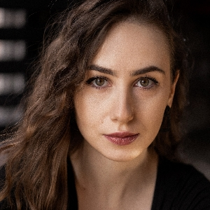 Каролина Легашова | Сетка — социальная сеть от hh.ru