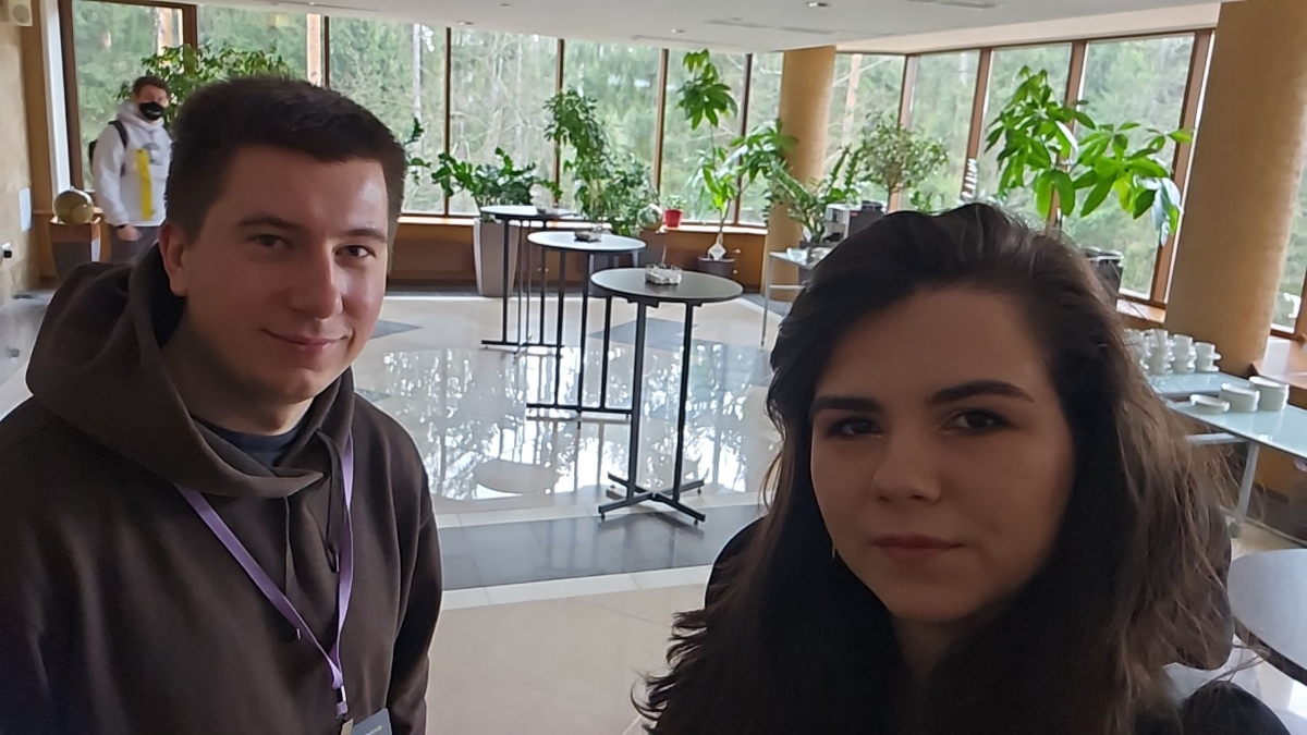 Кемп, привет!
Я занимаюсь информационной безопасностью, b2b edtech продукт. А ещё веду митапы
Могу рассказать вам все что нужно про взлом, непрерывность бизнеса, безопасную разработку и  перс данные
P | Сетка — социальная сеть от hh.ru