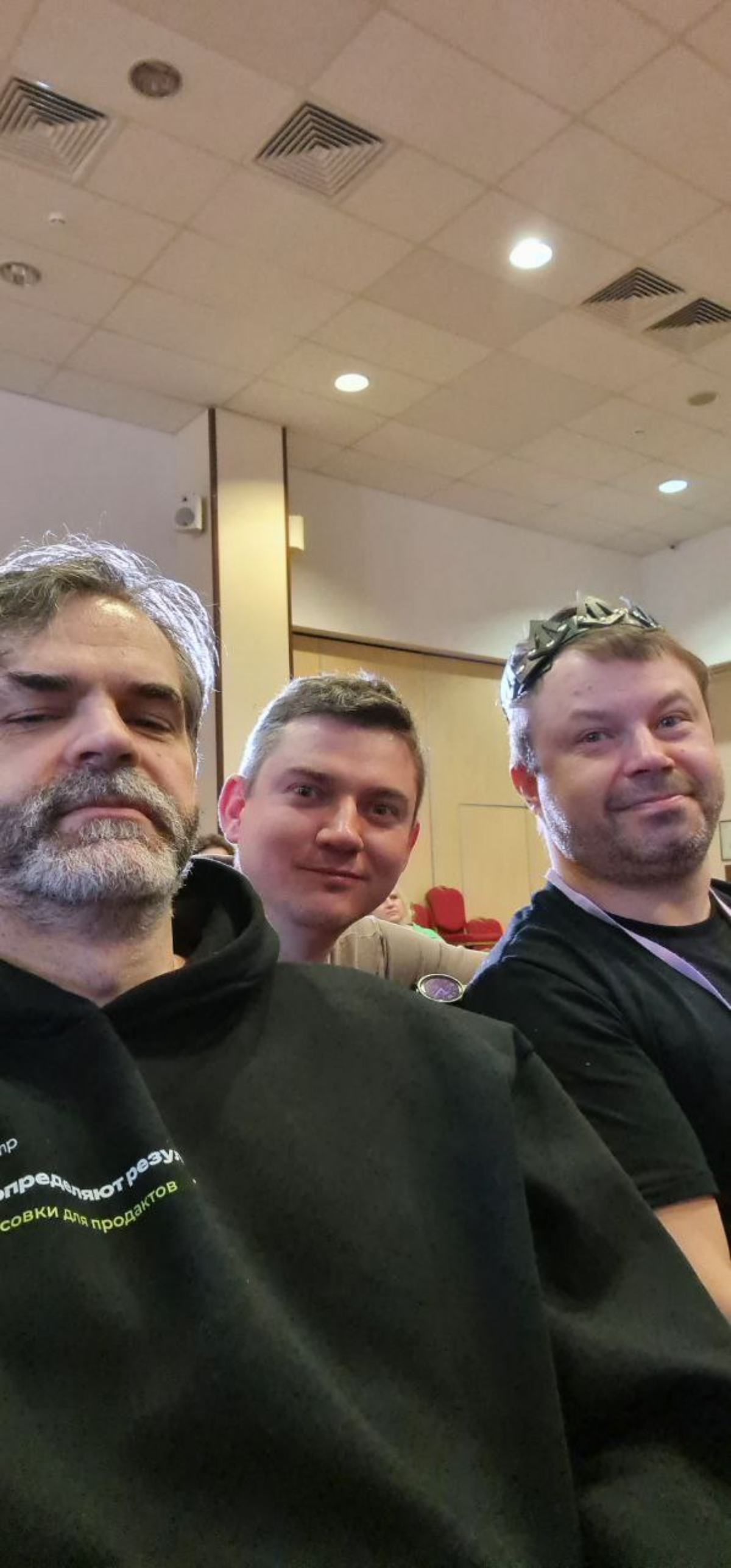 Когда ездишь на кэмпы более 10 лет, то становится сложно выбирать доклады, на которые стоит сходить. Всё выглядит либо капитанством, либо повторением | Сетка — социальная сеть от hh.ru