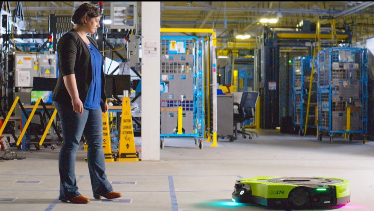 Встречайте Digit - гуманоидного робота от Amazon🤖 | Сетка — социальная сеть от hh.ru