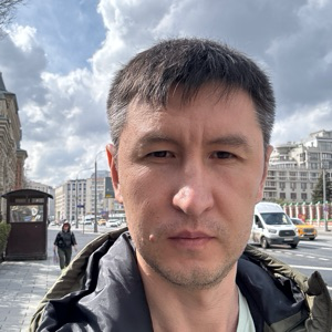 Роберт Сабирянов | Сетка — социальная сеть от hh.ru