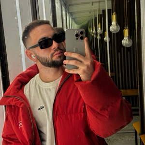 Владислав Бикчурин