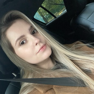 Александра Левашова