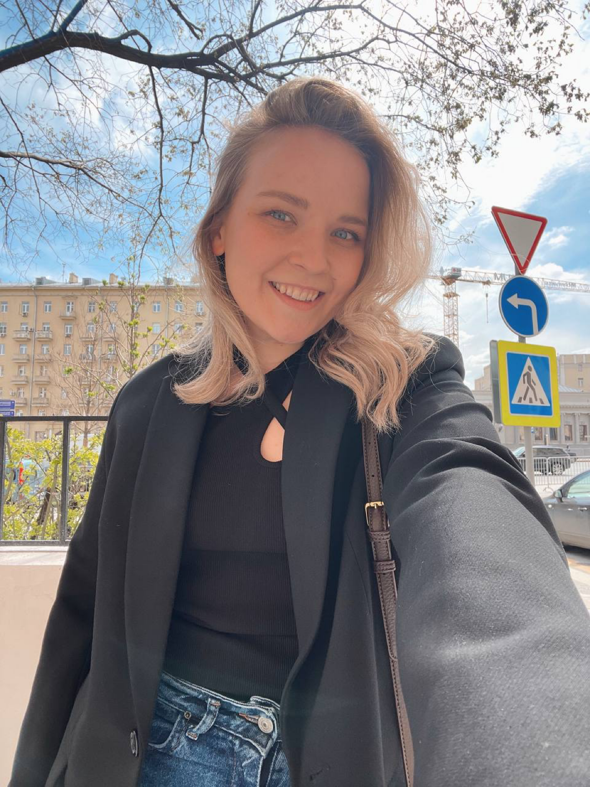 Только вышла с записи подкаста для большого корпоративного медиа очень заряженная - получилась содержательная и веселая беседа! Хочется поделиться с вами энергией на этот рабочий день 🚀
Поговорили про... | Сетка — социальная сеть от hh.ru