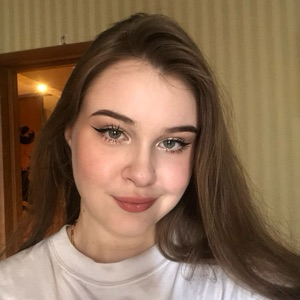 Карина Смолянникова | Сетка — социальная сеть от hh.ru