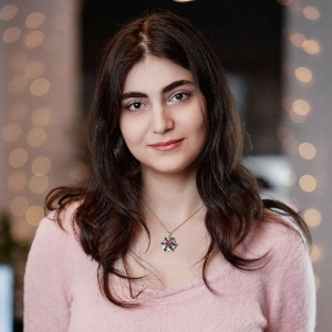 Стефани Симонян