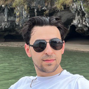 Левон Саргсян | Сетка — социальная сеть от hh.ru