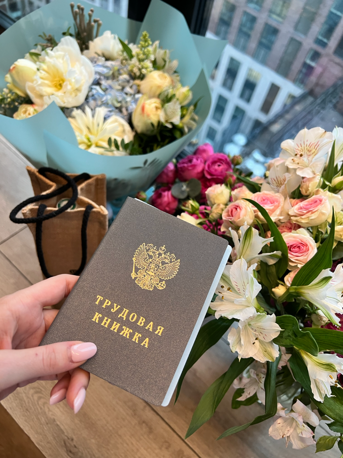 4 года в Сбере подошли к завершению…
Чем горжусь:

раскрученное сообщество архитекторов сервисов
лидировала создание курса для архитекторов
приложила руку / голову и много чего еще для формирования ги... | Сетка — социальная сеть от hh.ru