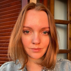 Ангелина Попова | Сетка — социальная сеть от hh.ru