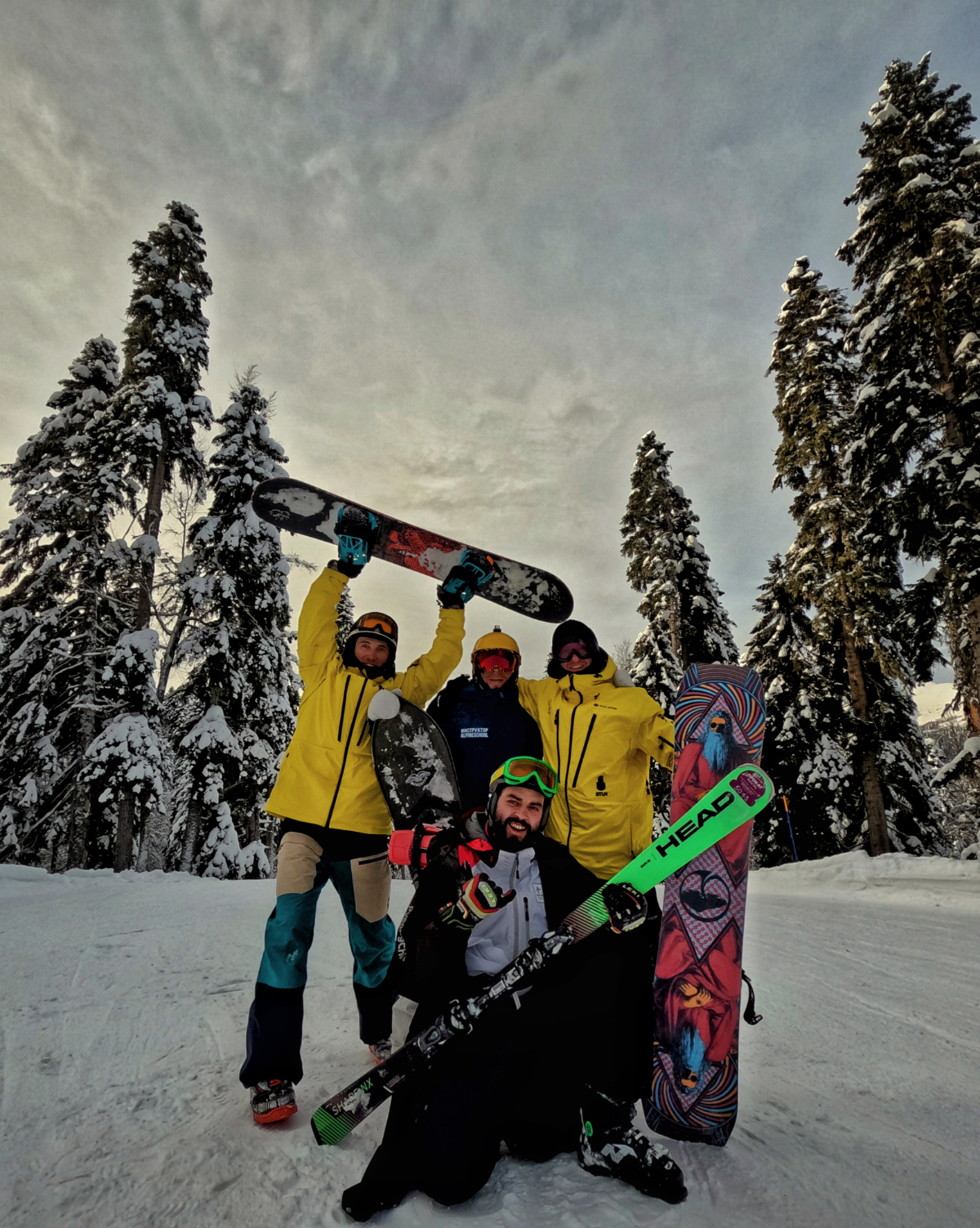 Снимаем ваше катание на склонах курорта Роза Хутор. Монтируем видео ролики. | Сетка — социальная сеть от hh.ru