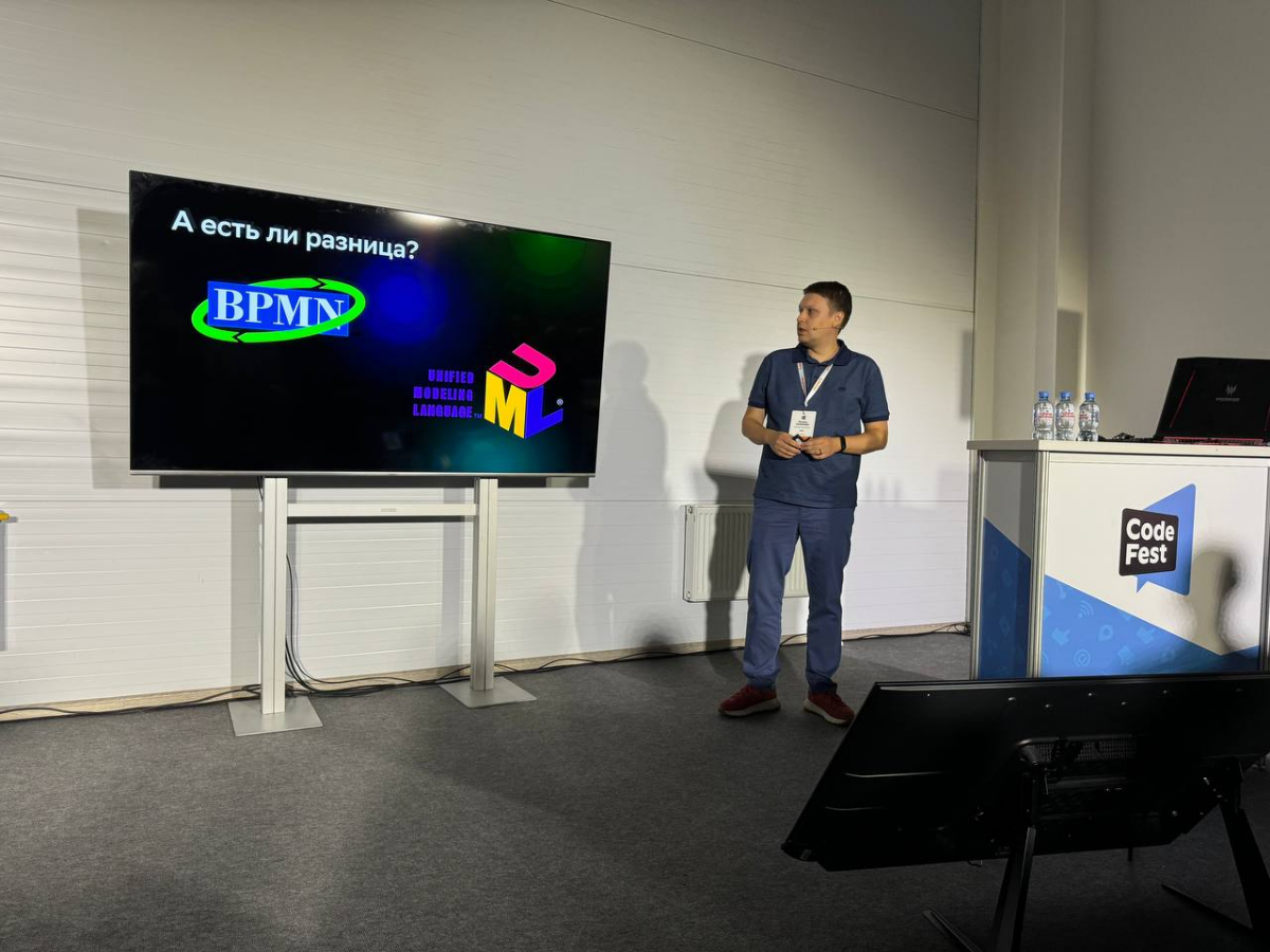 Первый день на CodeFest. Выступление прошло успешно, полёт нормальный. 😉 | Сетка — социальная сеть от hh.ru