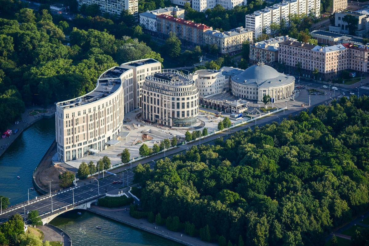 Команда Тинькофф решила открыть большой флагманский офис в центре Минска | Сетка — социальная сеть от hh.ru