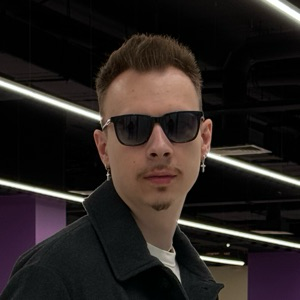 Никита Алиев