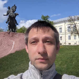 Михаил Маюров