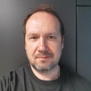 Дмитрий Попов