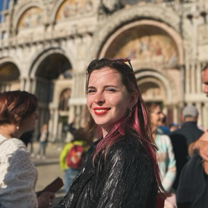 Аделия Лихачева | Сетка — социальная сеть от hh.ru