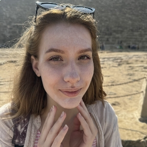 Вика Кобозева | Сетка — социальная сеть от hh.ru