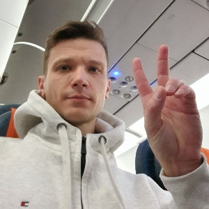 Артём Литвиненко | Сетка — социальная сеть от hh.ru