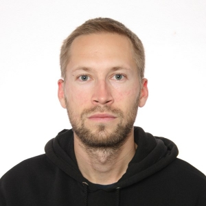 Михаил Безруков