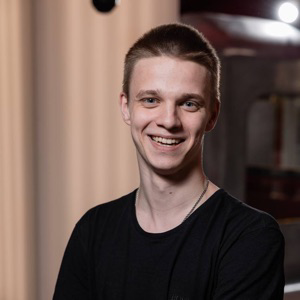 Владислав Коротаев