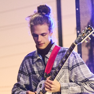 Олег Ларионов | Сетка — социальная сеть от hh.ru